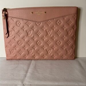 Louis Vuitton Daily Pouch Monogram Empreinte Leather